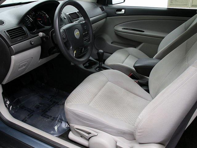 used 2005 Chevrolet Cobalt car, priced at $3,800