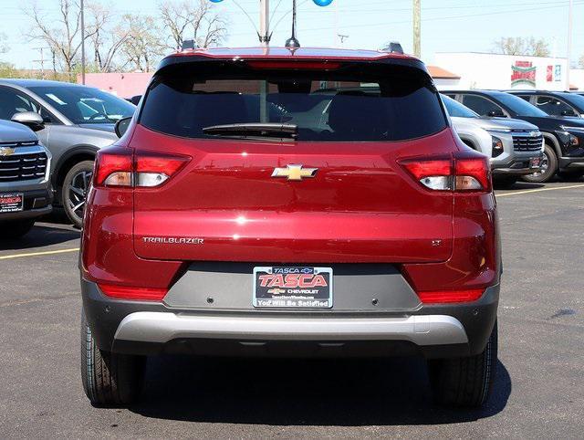 new 2025 Chevrolet TrailBlazer car, priced at $23,504
