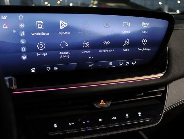 used 2025 Buick Envision car, priced at $31,000