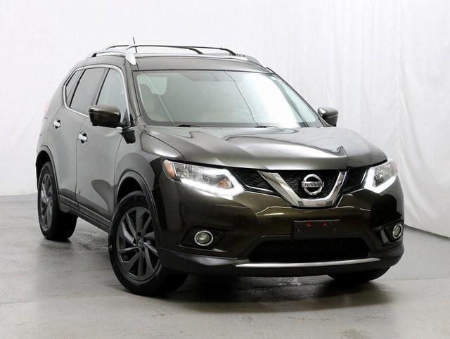 used 2016 Nissan Rogue car, priced at $15,900