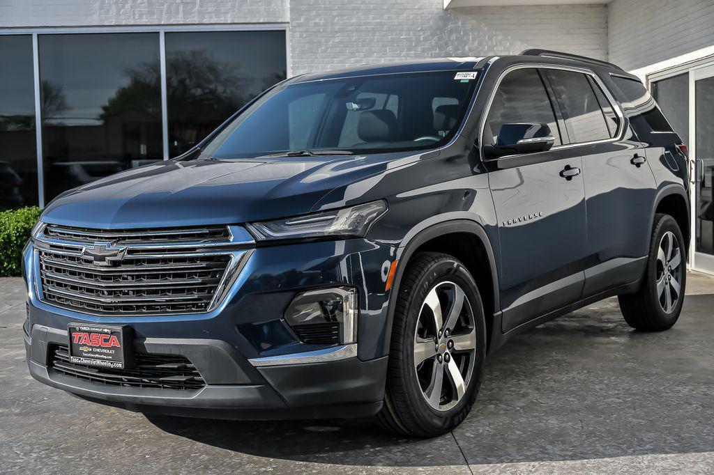 used 2023 Chevrolet Traverse car, priced at $34,000