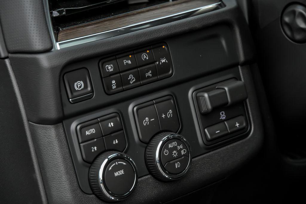 new 2026 Chevrolet Suburban car, priced at $92,864