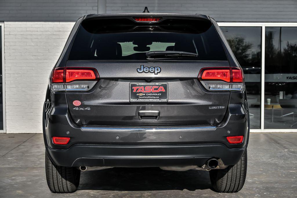 used 2021 Jeep Grand Cherokee car, priced at $17,500
