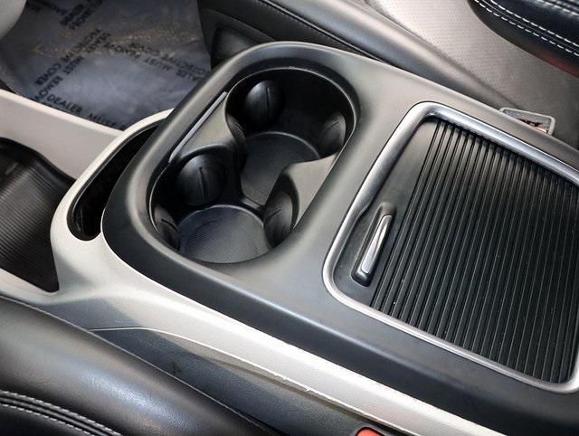 used 2023 Chrysler Pacifica car, priced at $21,000