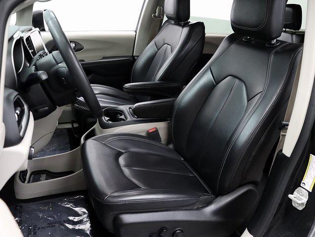 used 2023 Chrysler Pacifica car, priced at $21,000