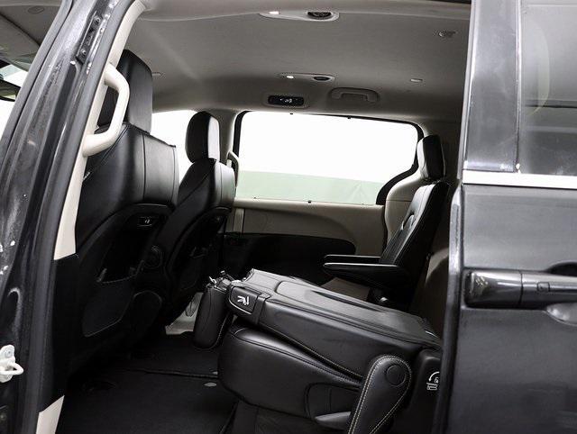 used 2023 Chrysler Pacifica car, priced at $21,000