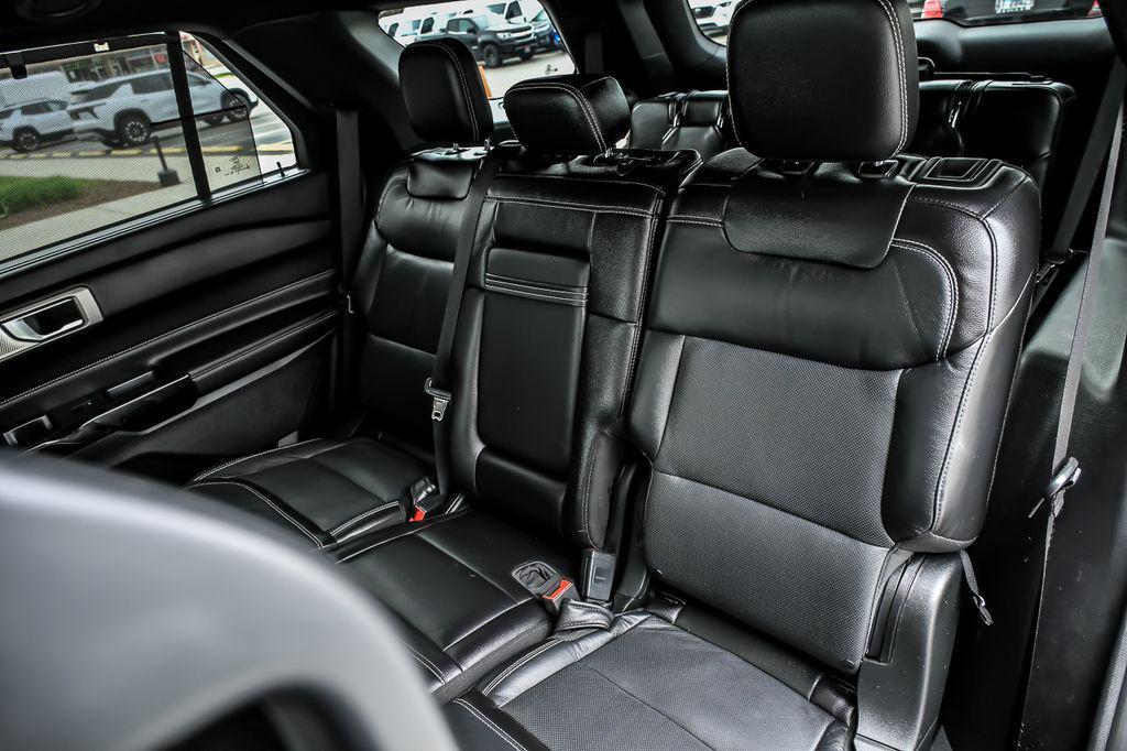 used 2022 Ford Explorer car, priced at $26,900