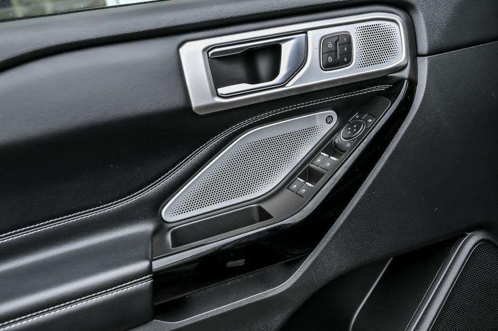 used 2022 Ford Explorer car, priced at $26,900