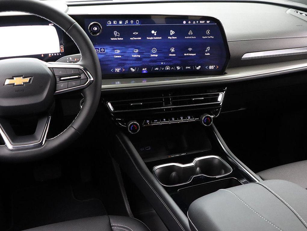 new 2026 Chevrolet Traverse car, priced at $45,990