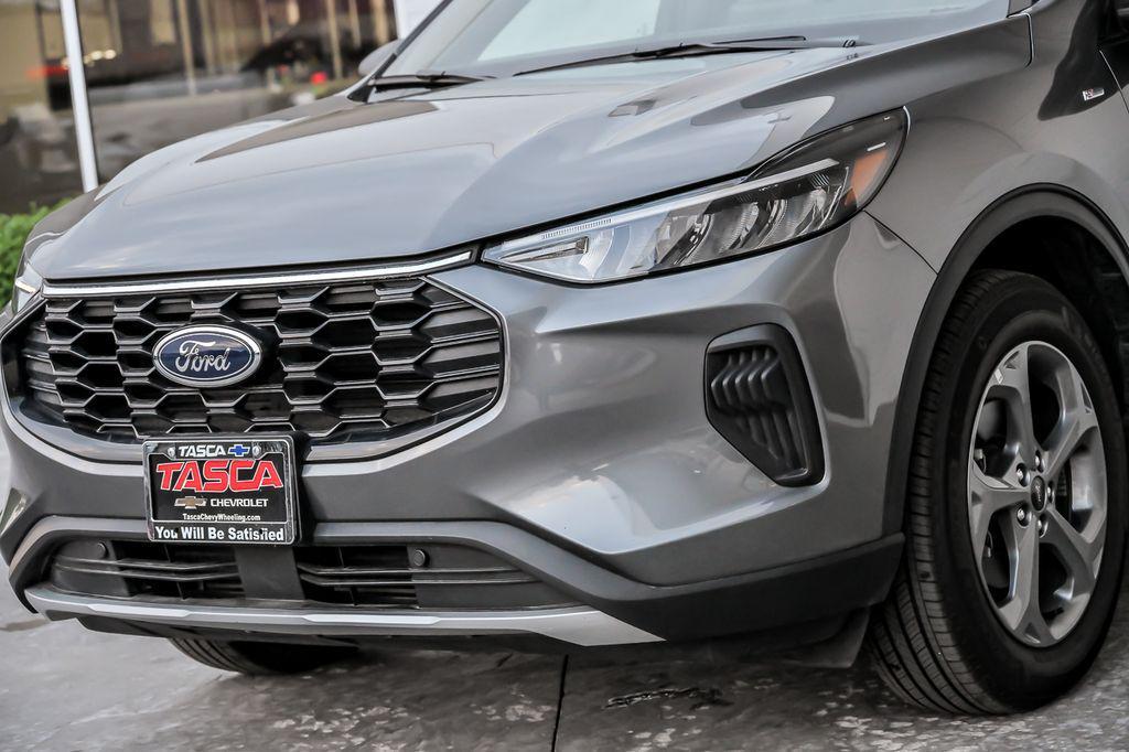 used 2025 Ford Escape car, priced at $24,000