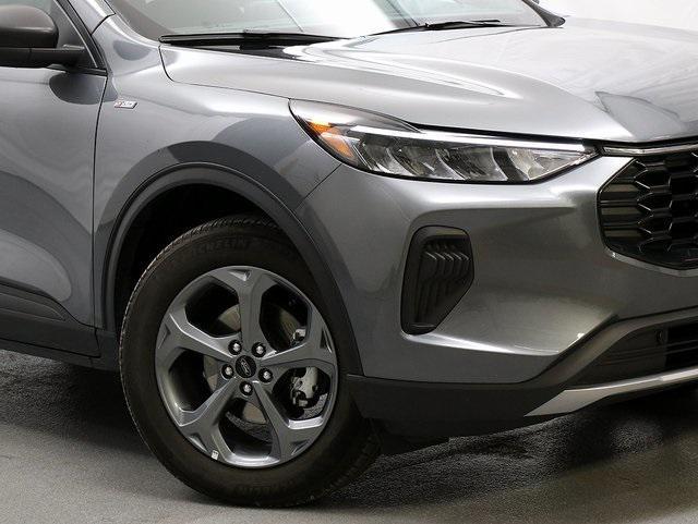 used 2025 Ford Escape car, priced at $27,000