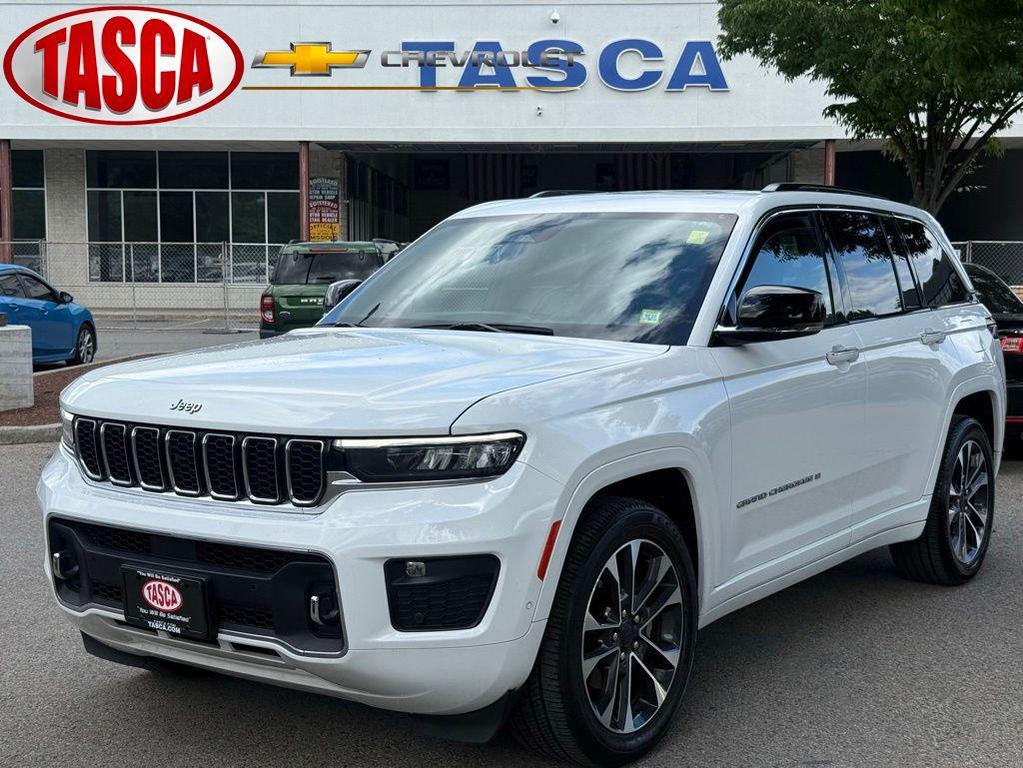 used 2023 Jeep Grand Cherokee car, priced at $32,995
