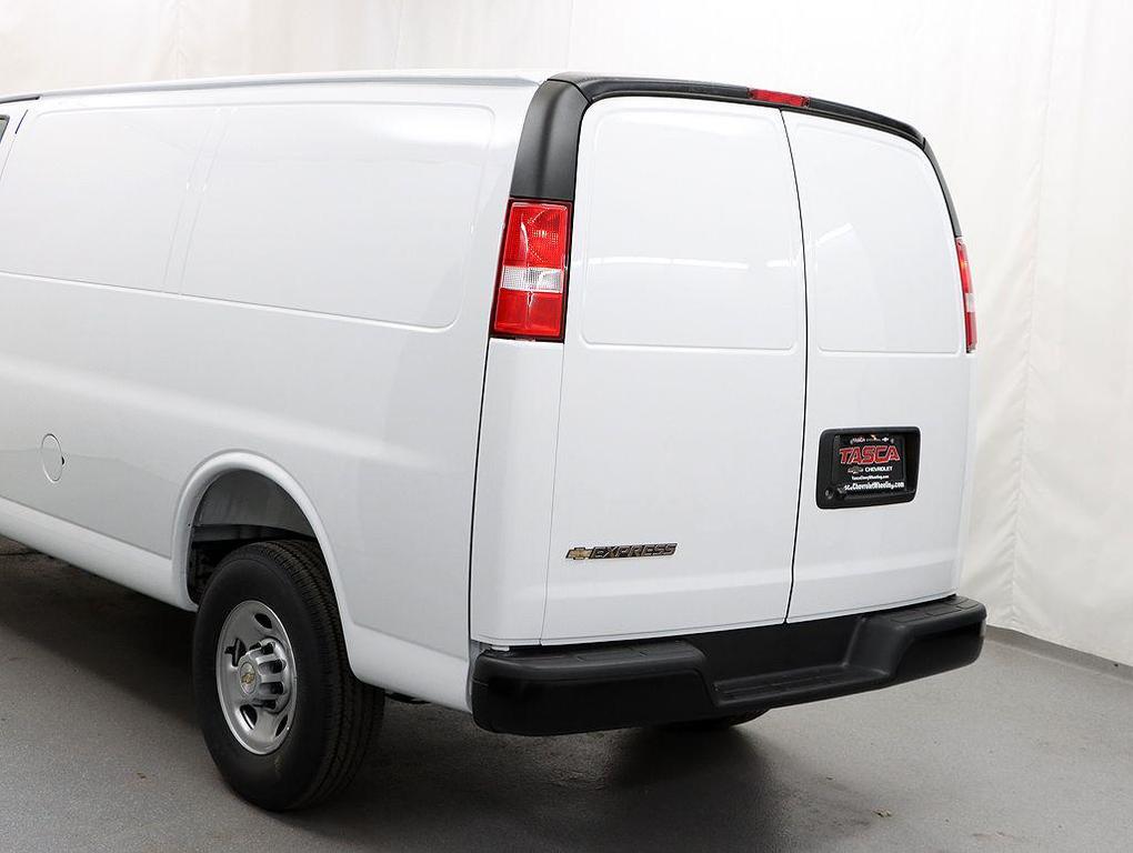 new 2026 Chevrolet Express 2500 car, priced at $45,115