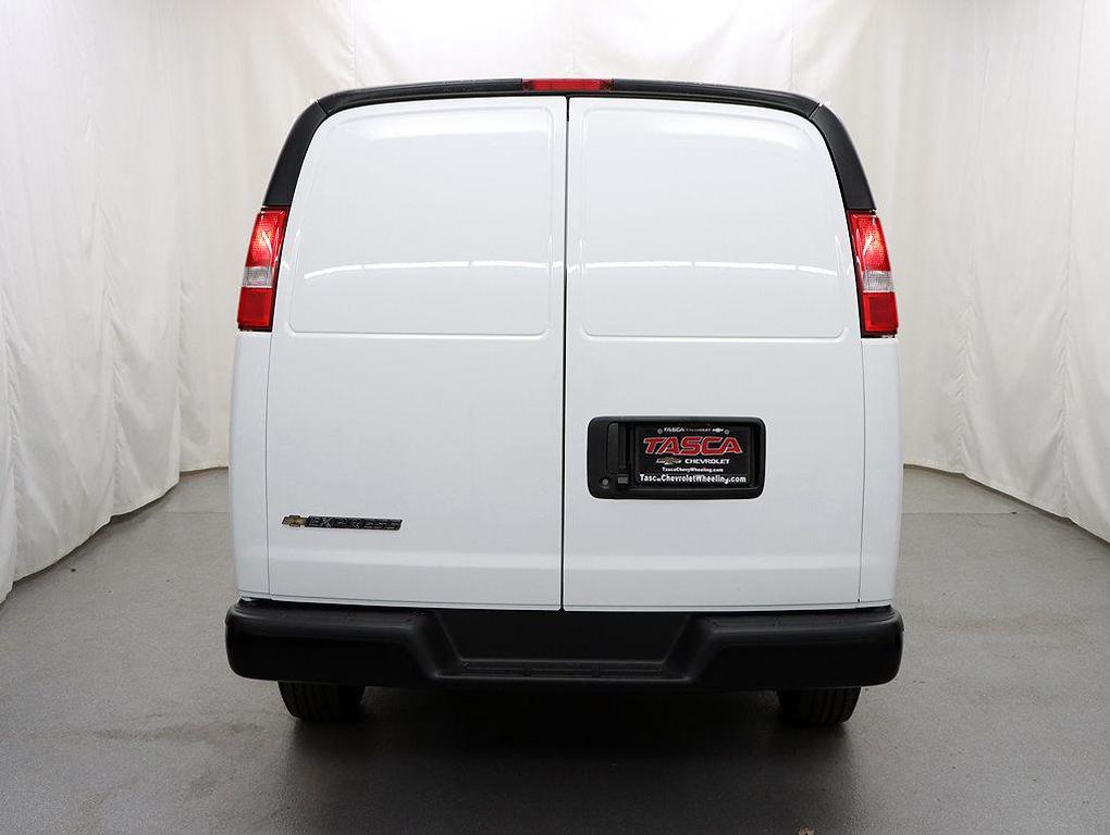 new 2026 Chevrolet Express 2500 car, priced at $45,115