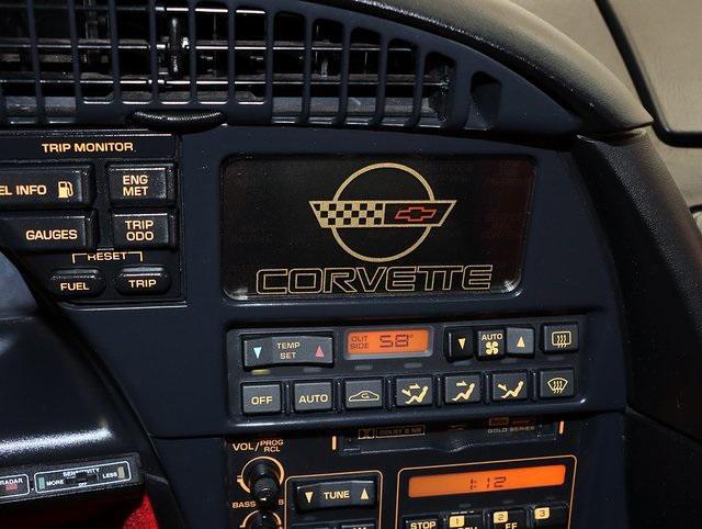 used 1992 Chevrolet Corvette car, priced at $15,900