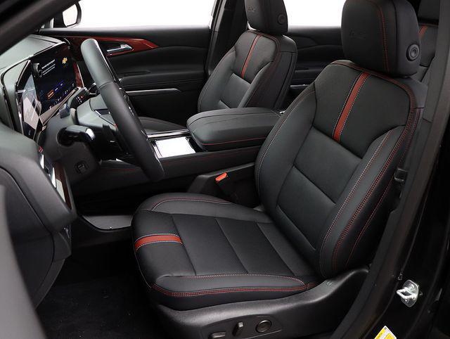 new 2026 Chevrolet Traverse car, priced at $57,320