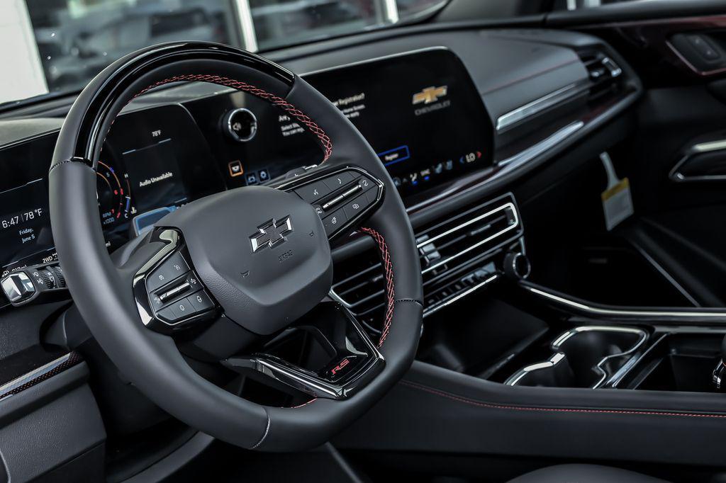 new 2026 Chevrolet Traverse car, priced at $59,614