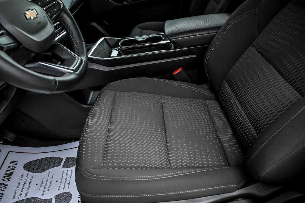 used 2025 Chevrolet Equinox car, priced at $26,700