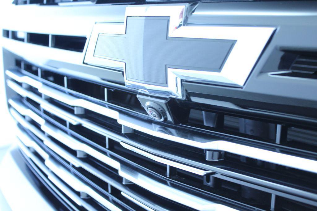 new 2026 Chevrolet Suburban car, priced at $99,695
