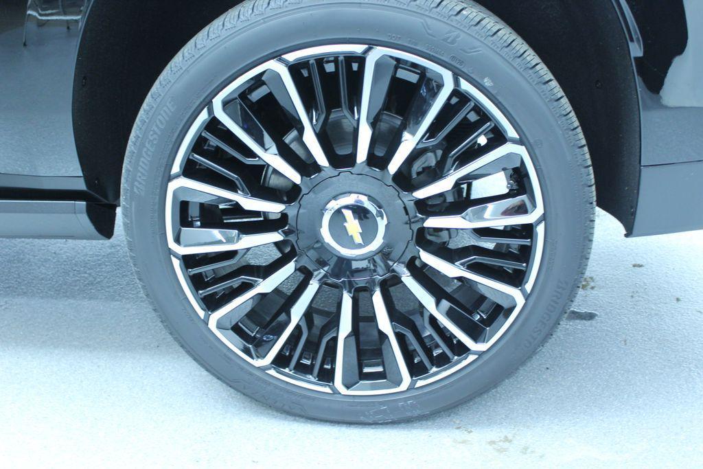 new 2026 Chevrolet Suburban car, priced at $99,695