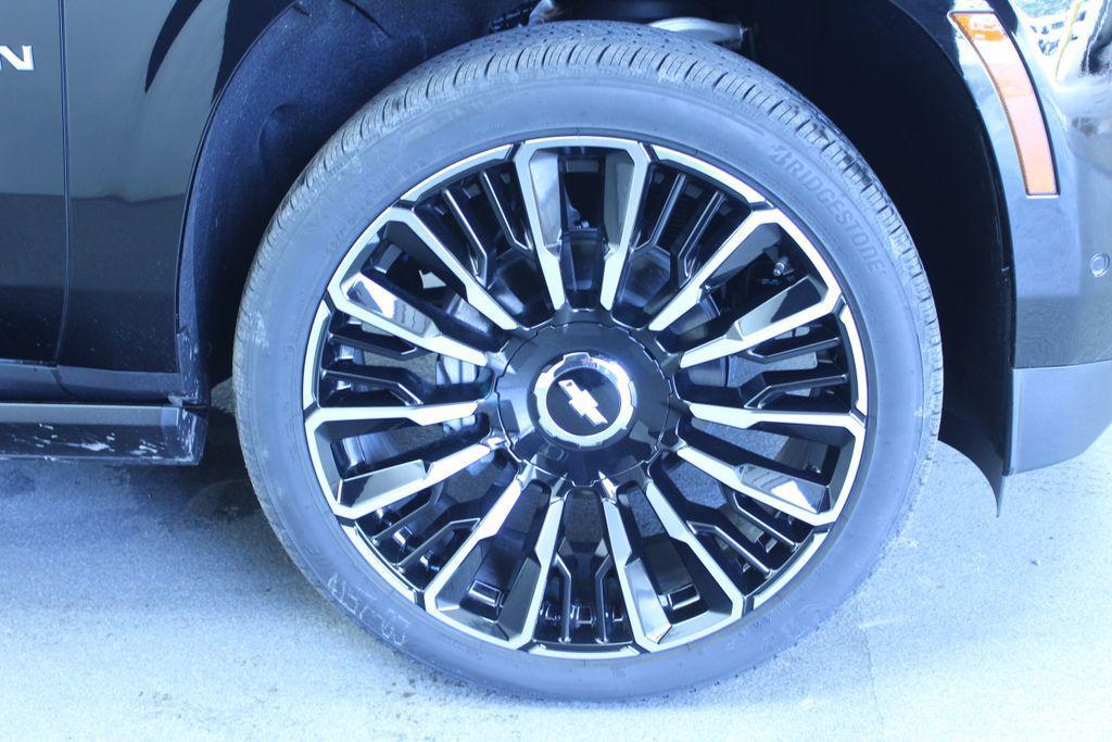 new 2026 Chevrolet Suburban car, priced at $99,695