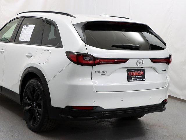 used 2025 Mazda CX-90 car, priced at $37,000