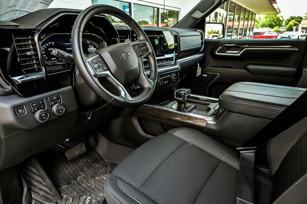 new 2025 Chevrolet Silverado 1500 car, priced at $49,570