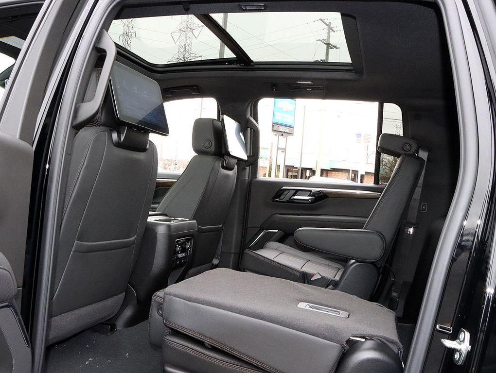 new 2026 Chevrolet Suburban car, priced at $96,590