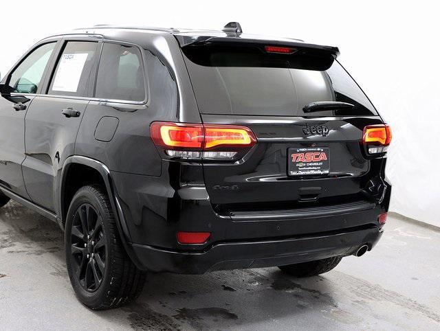 used 2020 Jeep Grand Cherokee car, priced at $17,000