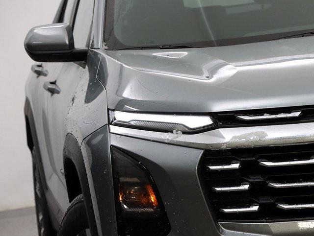 new 2026 Chevrolet Equinox car, priced at $30,503