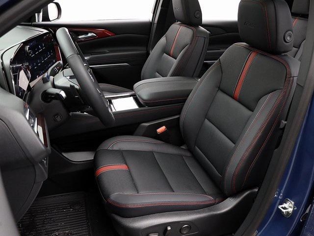 new 2026 Chevrolet Traverse car, priced at $59,177