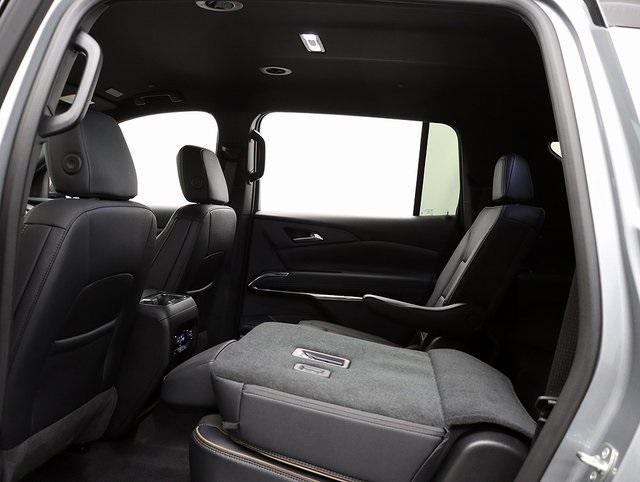 new 2026 Chevrolet Traverse car, priced at $56,752