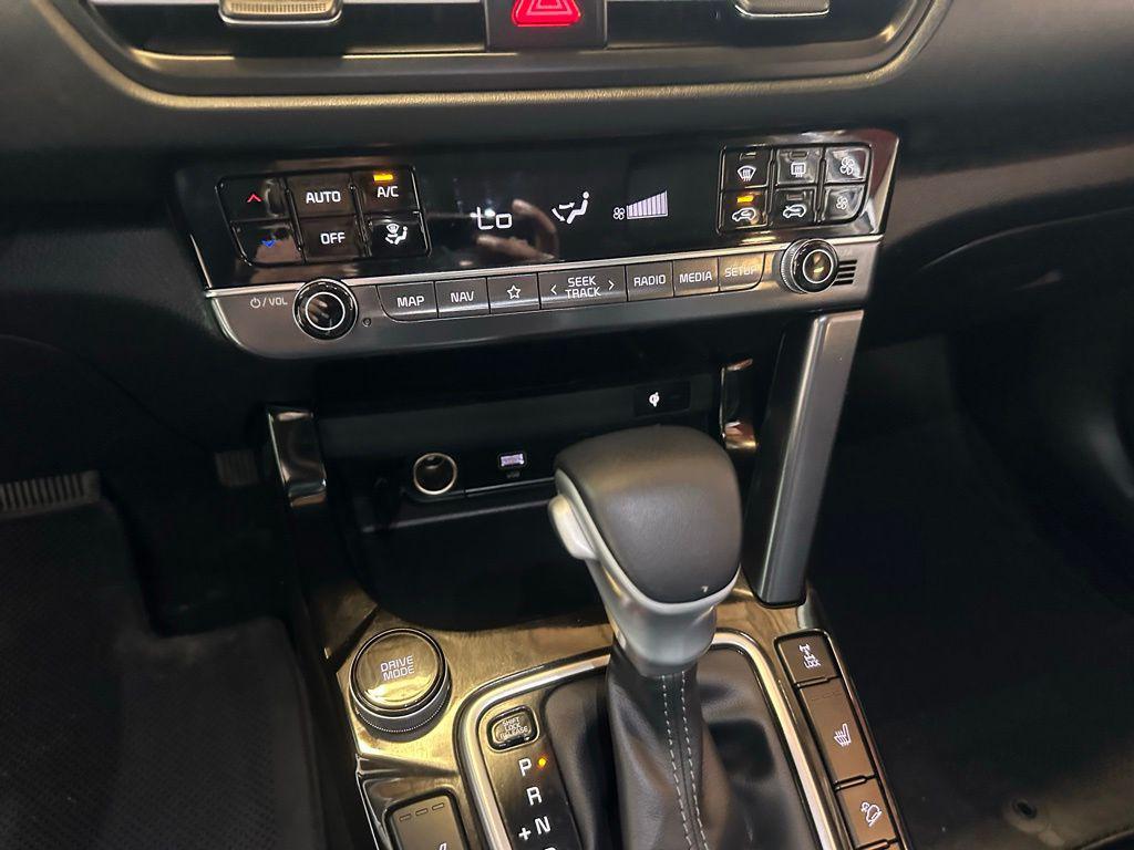 used 2024 Kia Seltos car, priced at $25,500