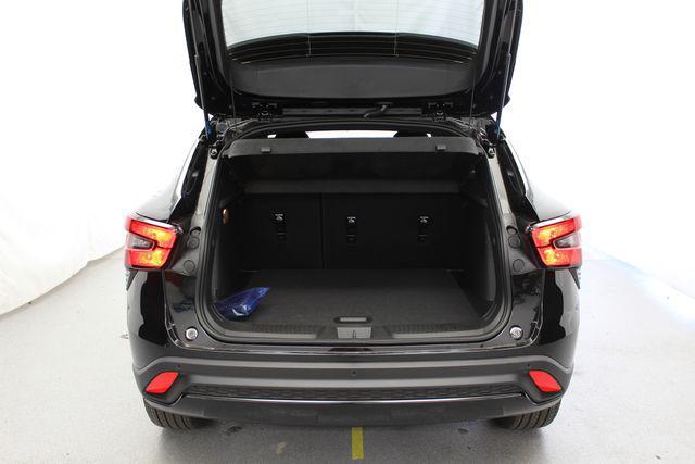 new 2026 Chevrolet Trax car, priced at $26,160