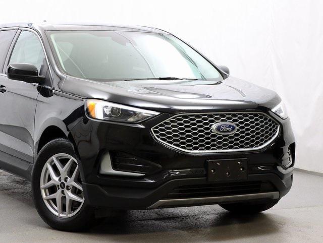 used 2023 Ford Edge car, priced at $20,000