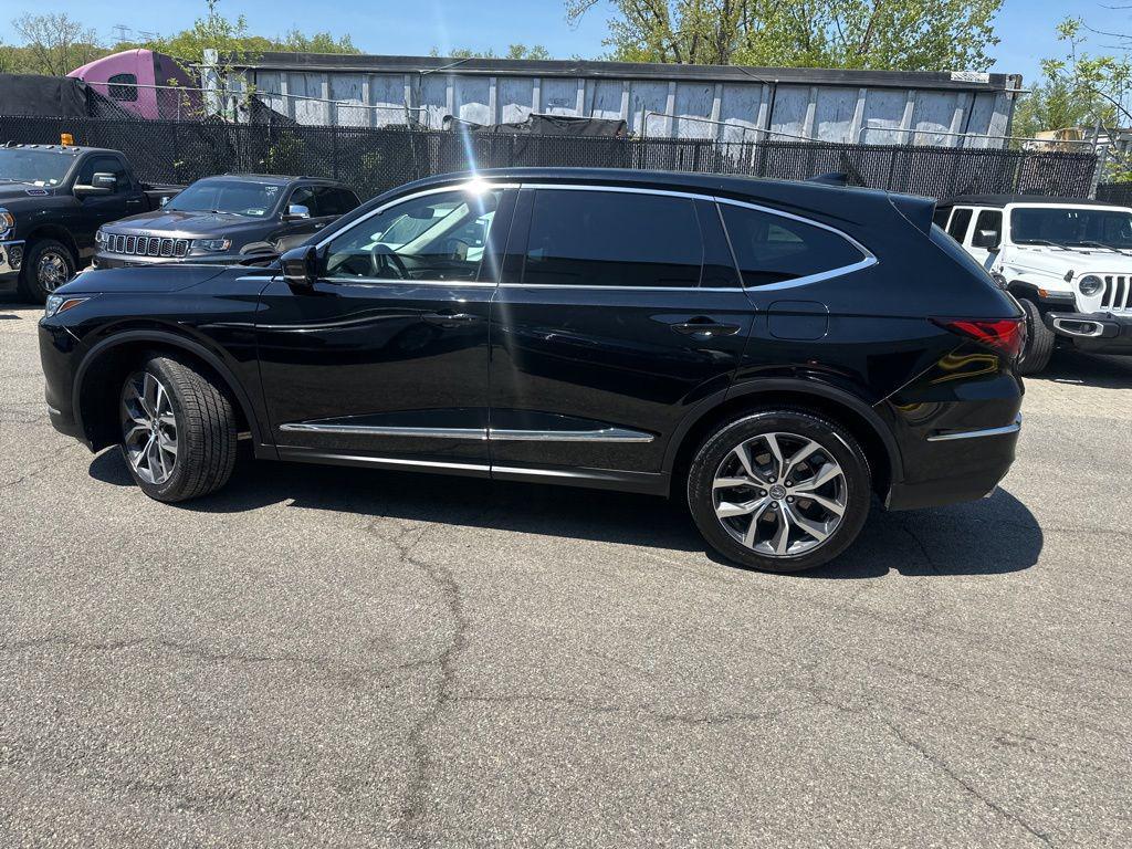 used 2023 Acura MDX car, priced at $43,900