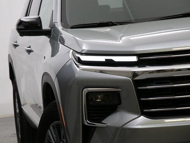 used 2024 Chevrolet Traverse car, priced at $33,000