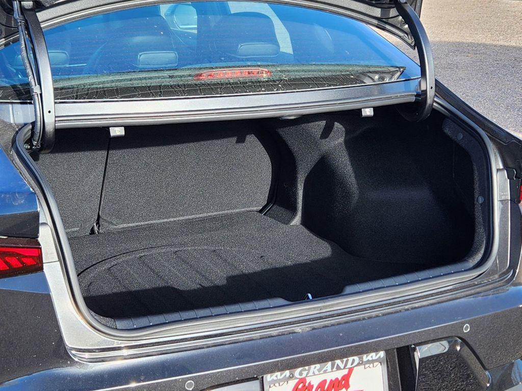 new 2025 Kia K4 car, priced at $31,284