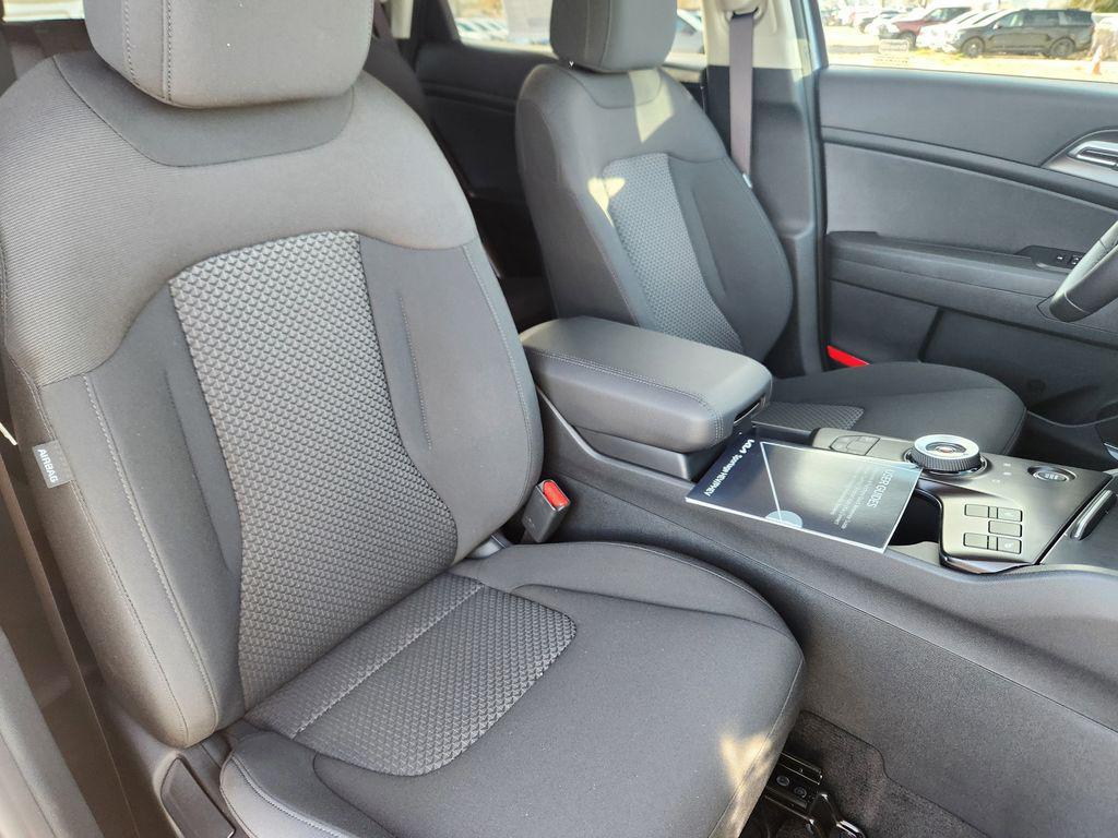 new 2026 Kia Sportage car, priced at $32,678