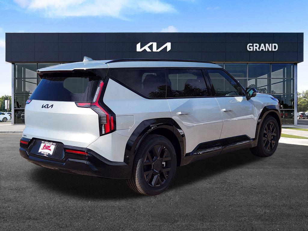 new 2026 Kia EV9 car, priced at $58,020