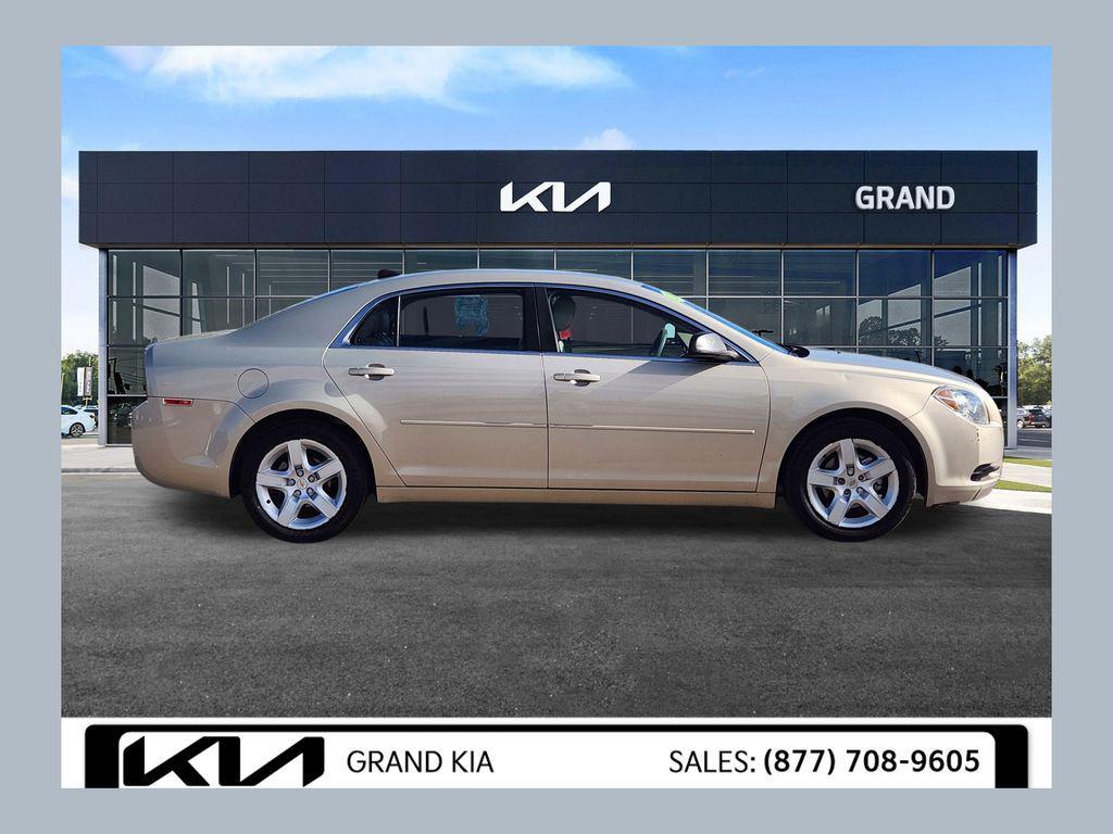 used 2012 Chevrolet Malibu car, priced at $6,888