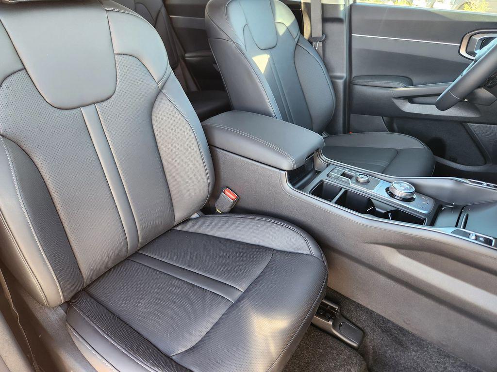 new 2026 Kia Sorento Plug-In Hybrid car, priced at $47,799