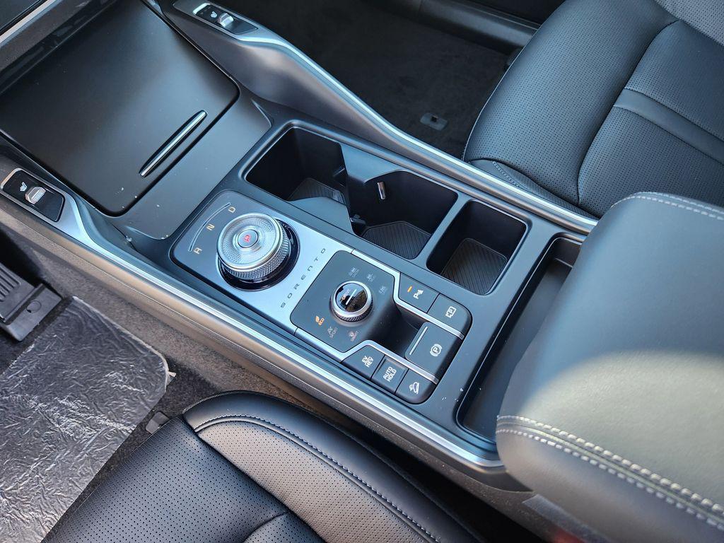 new 2026 Kia Sorento Plug-In Hybrid car, priced at $47,799