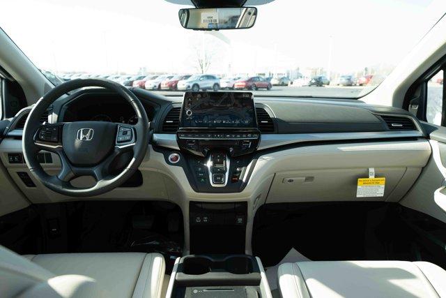 new 2026 Honda Odyssey car, priced at $42,934