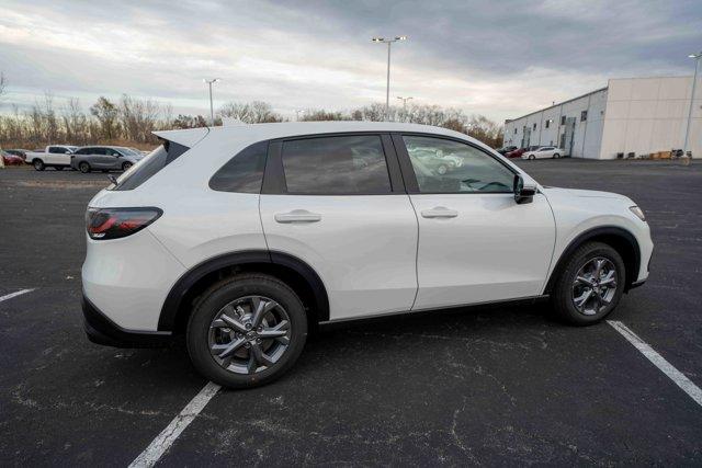 new 2026 Honda HR-V car, priced at $28,421