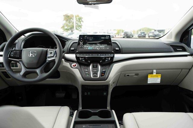 new 2026 Honda Odyssey car, priced at $42,064