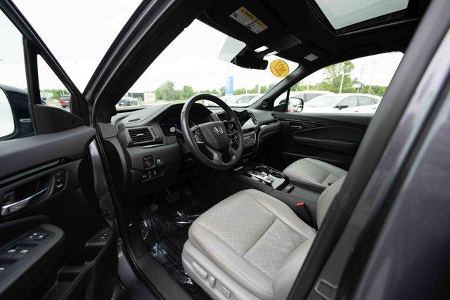 used 2021 Honda Passport car, priced at $28,624