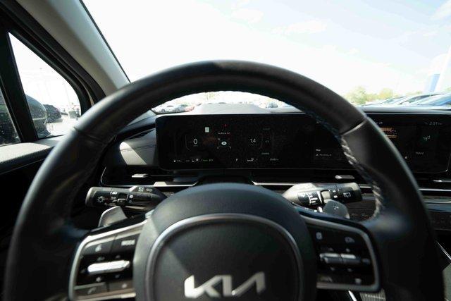 used 2025 Kia Carnival Hybrid car, priced at $44,883