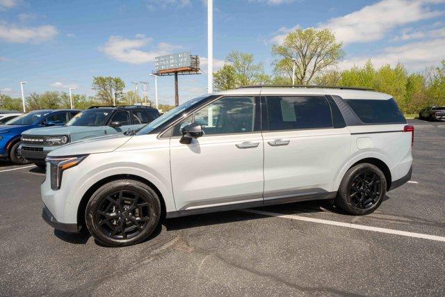 used 2025 Kia Carnival Hybrid car, priced at $44,883