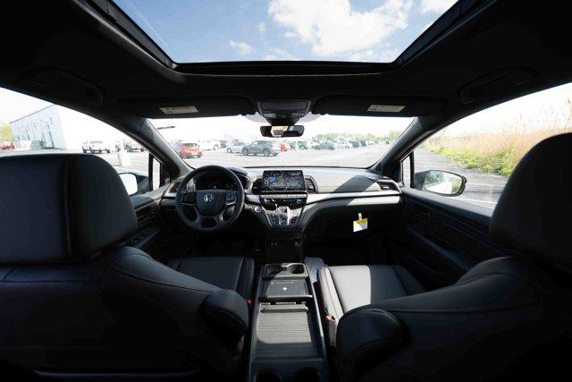 new 2026 Honda Odyssey car, priced at $43,347